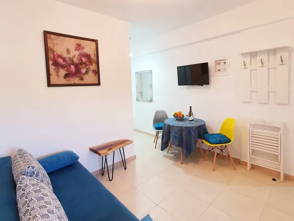 Apartment B3 - 6