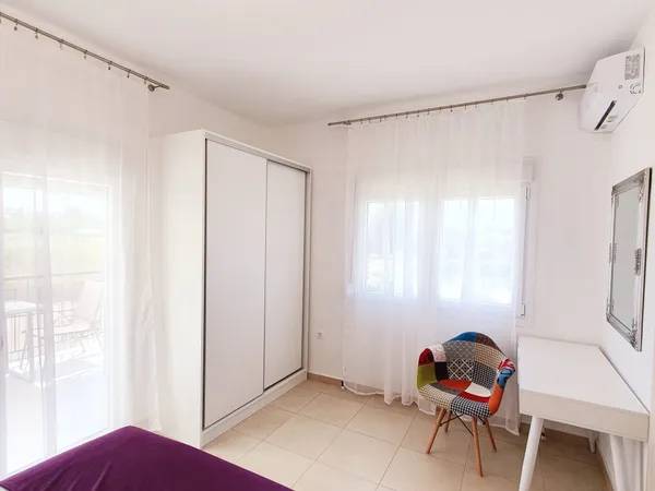Apartment B4 - 3