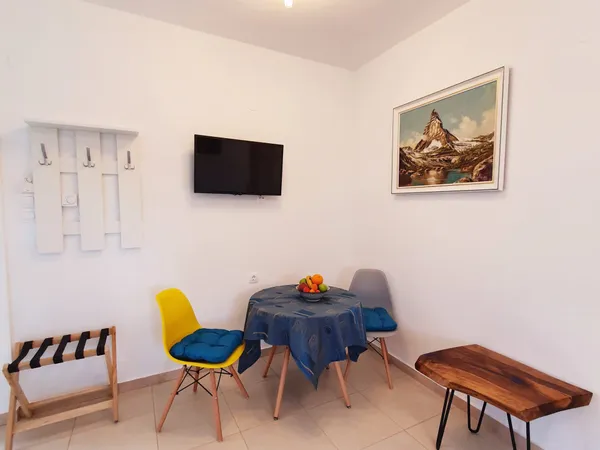 Apartment B4 - 6