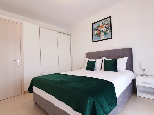 Apartment B5 - 8