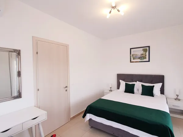 Apartment B6 - 5
